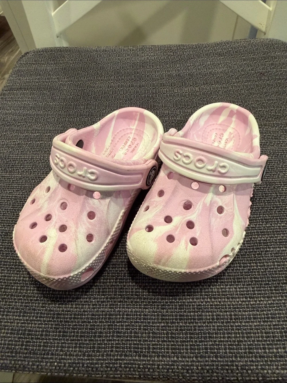 CROCS Kids Pink and White Tie-Dye Clog Sandals